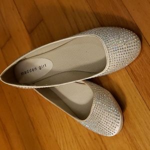 Madden Girl Tazorr Rhinestone Flats 8.5